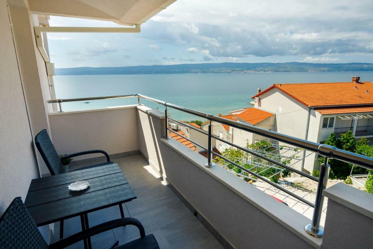 Apartmani Ticinovic Omis Exterior photo