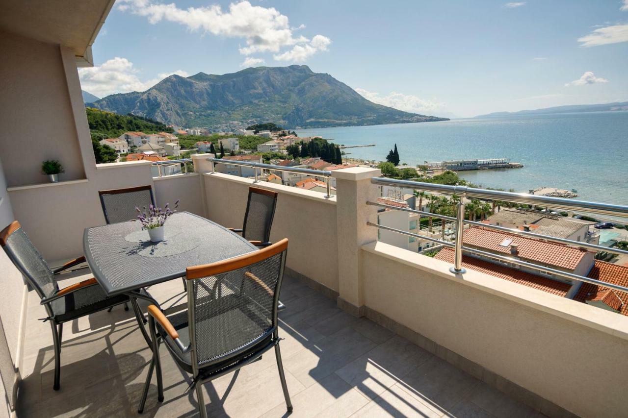 Apartmani Ticinovic Omis Exterior photo